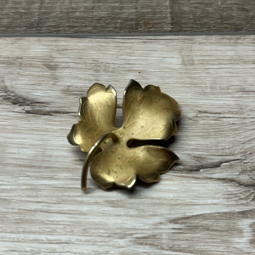 Vintage Giovanni‎ Gold Filled Clover Brooch
